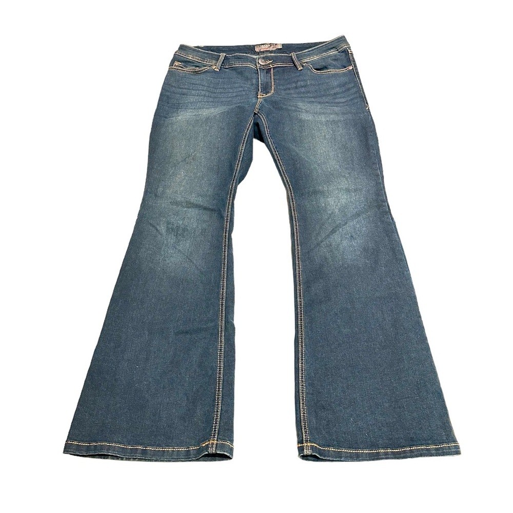 Torrid Feel the Fit Luxe Slim Boot Jeans Medium Wash Super Stretch Size 10S